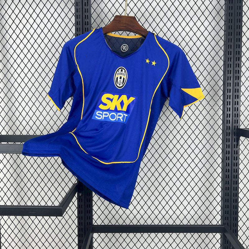 2004-05 Juventus Retro