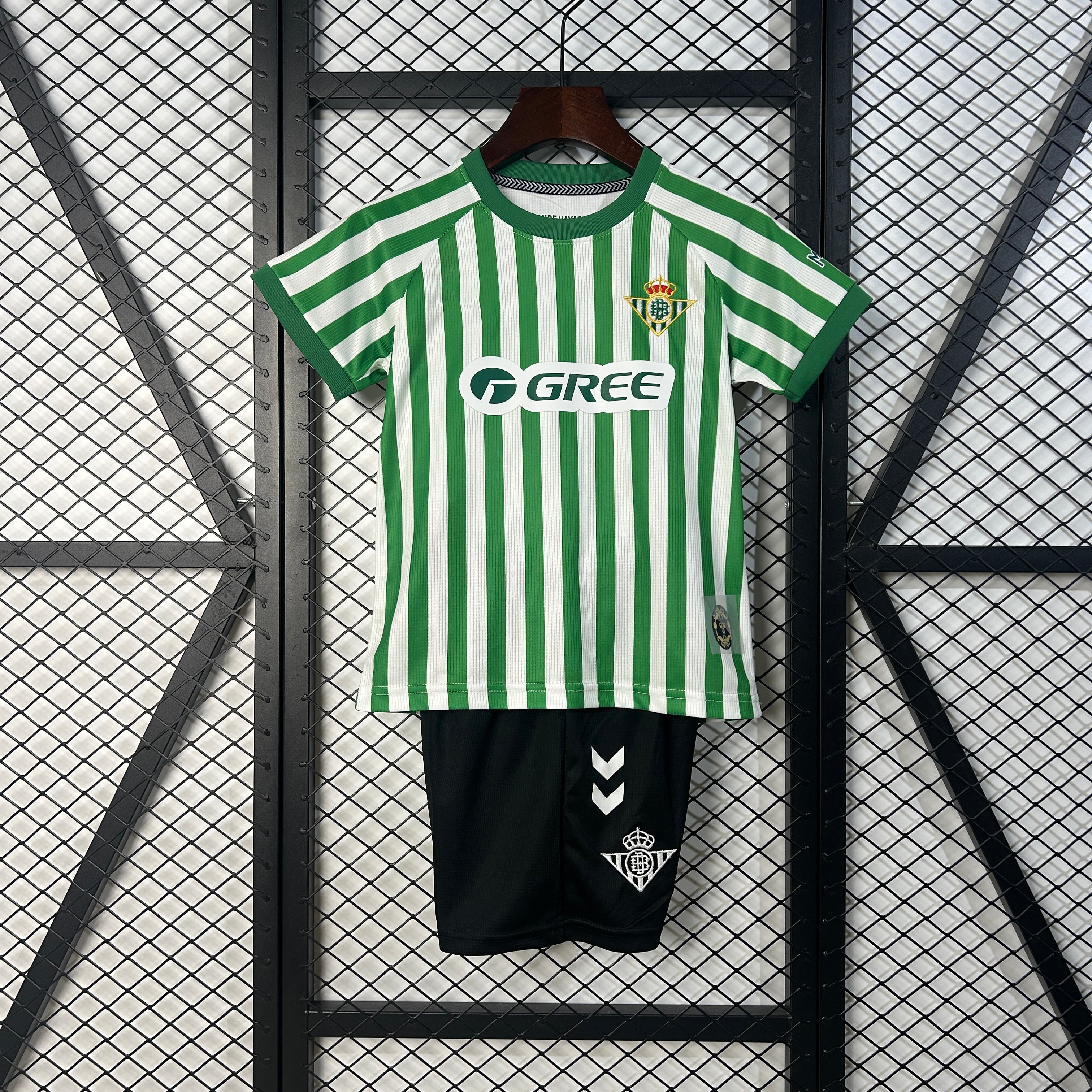 2025-26 Real Betis Special KIDS 16-28
