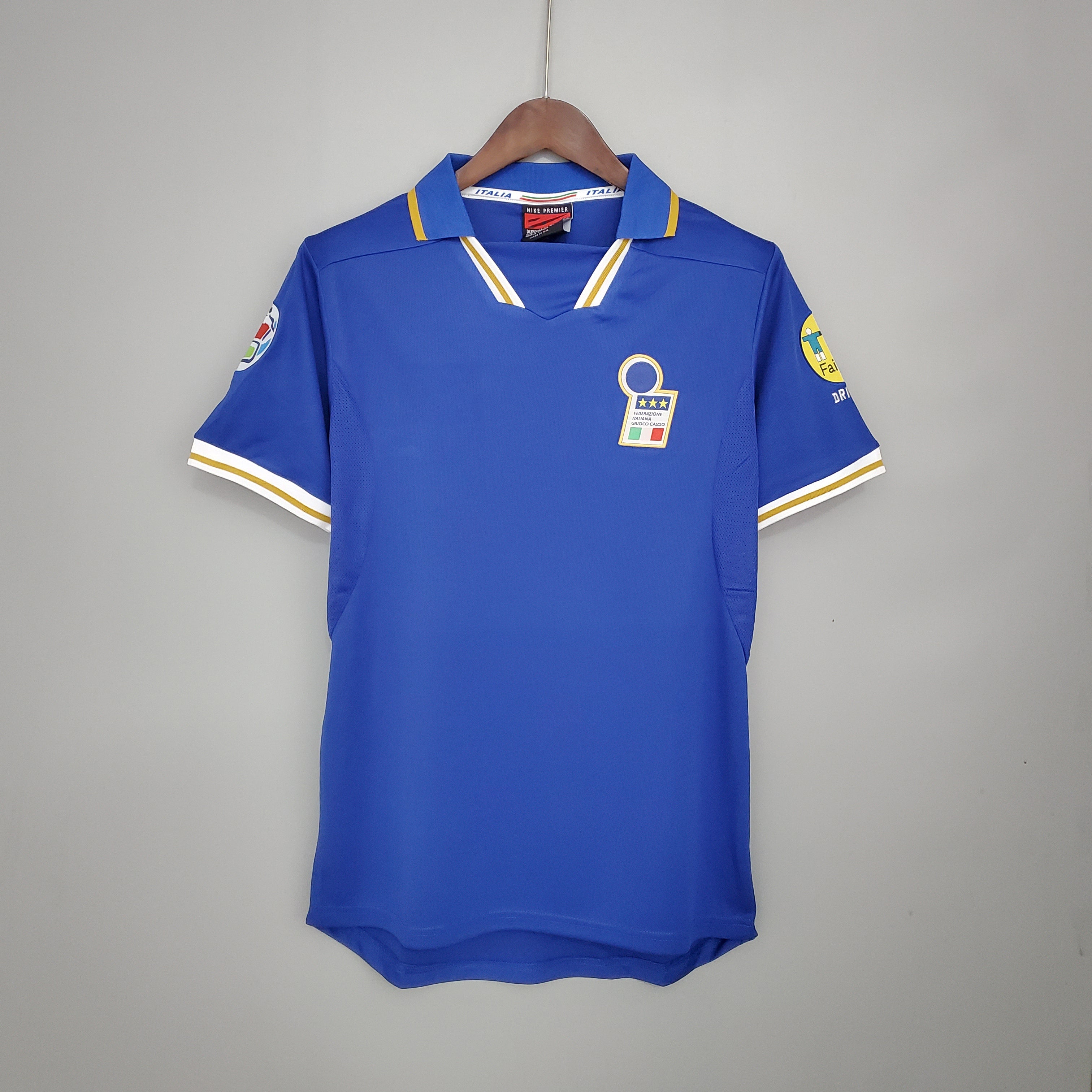 1996 Italy home Retro