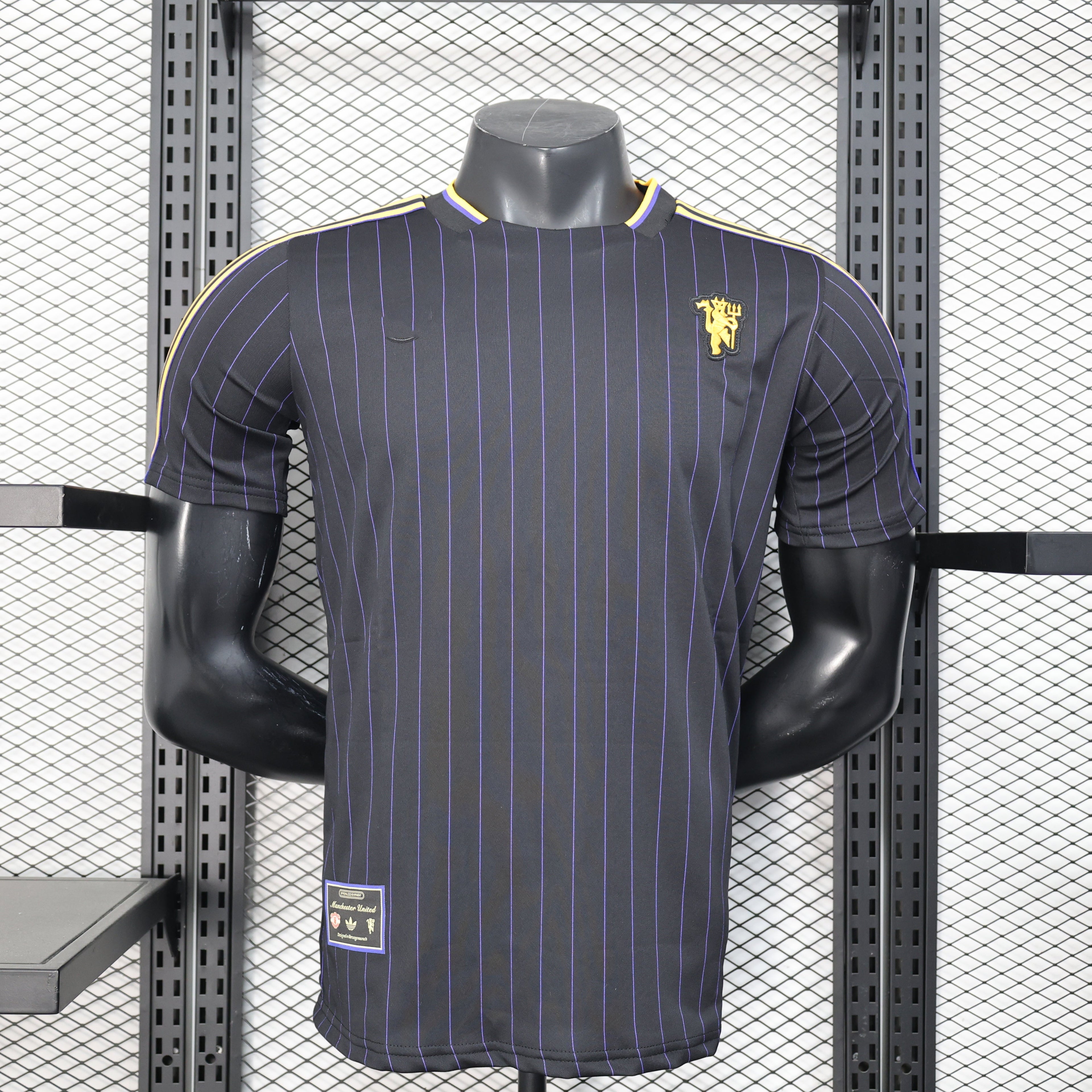 2025-26 Manchester United Casual style Black Player