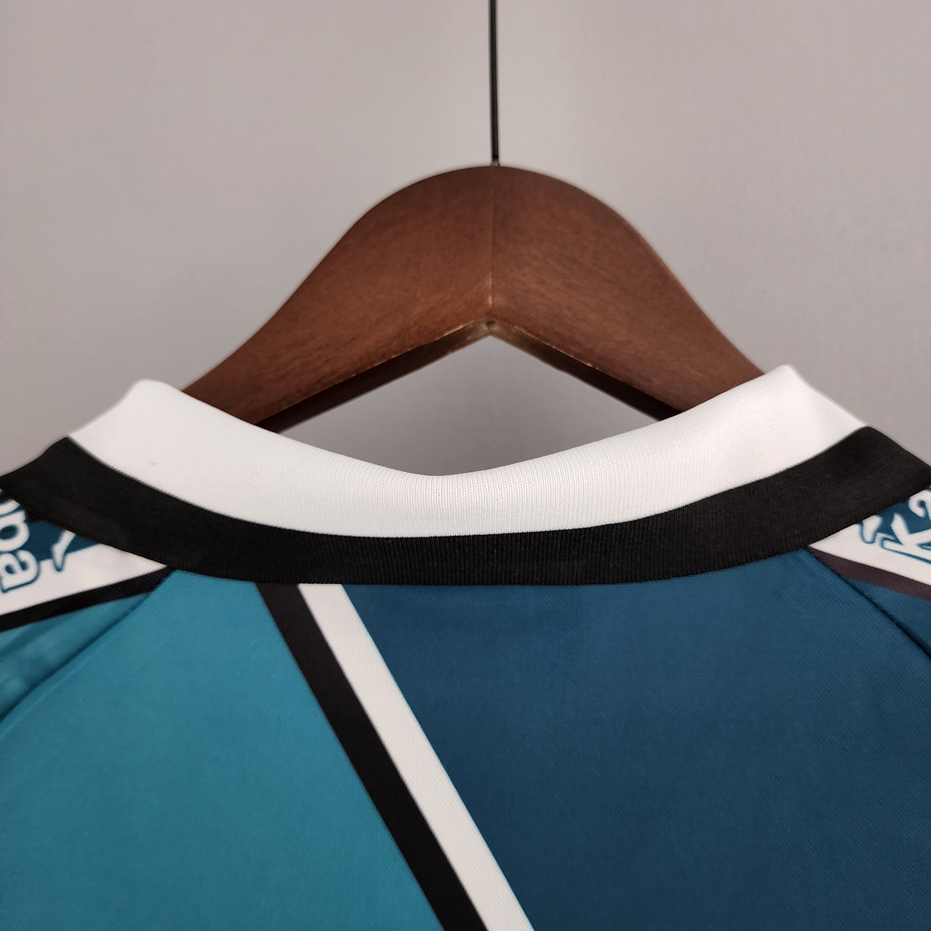 1995-97  Betis Away Retro