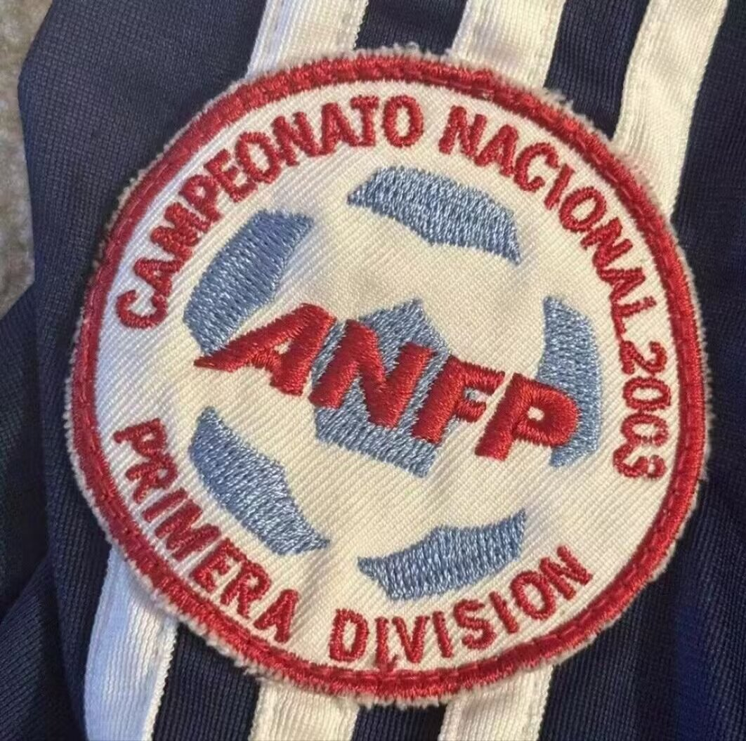 2003 University of Chile Home Retro