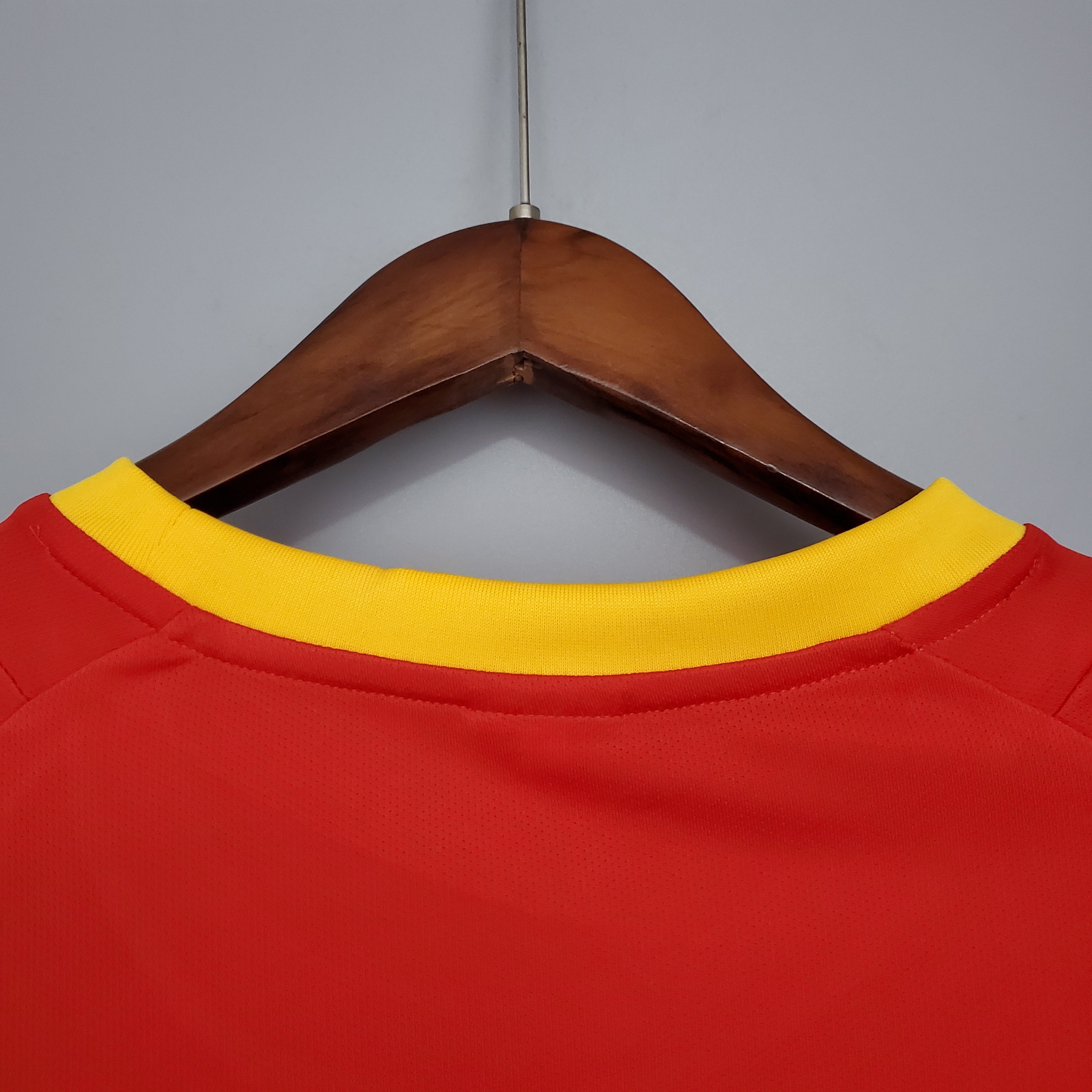 2002 Spain home Retro