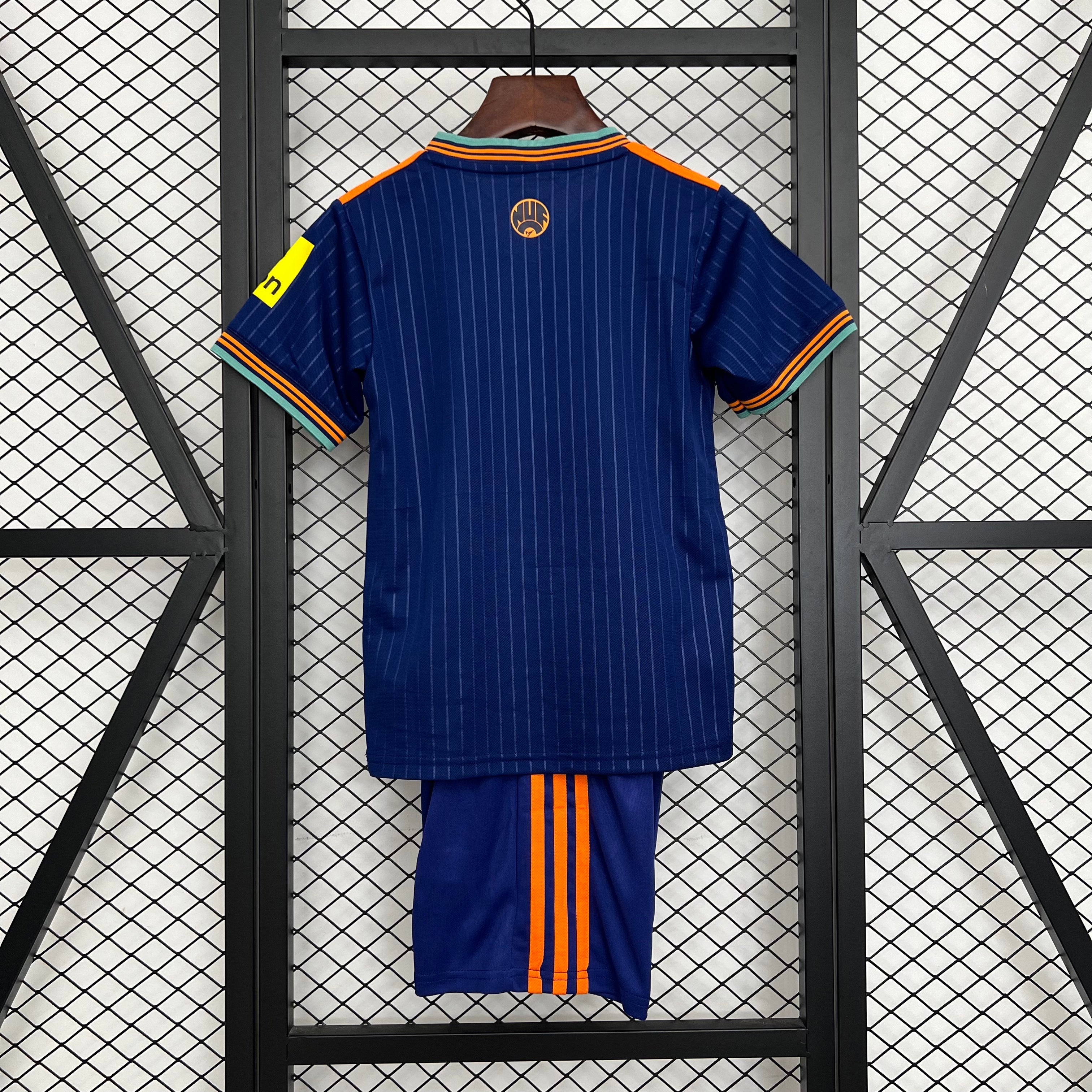 2025-26 Newcastle United third away Kids 16-28