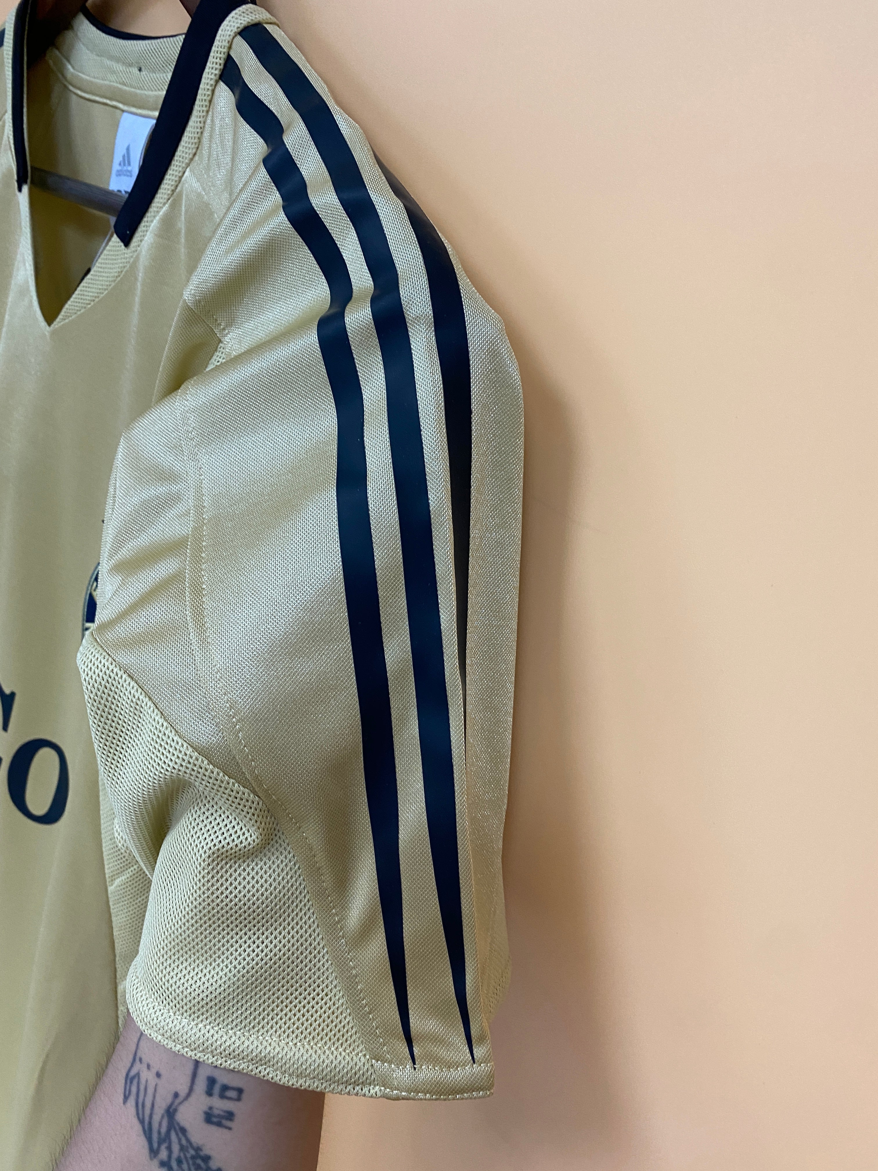 2004-05 Bayern Munich away Retro