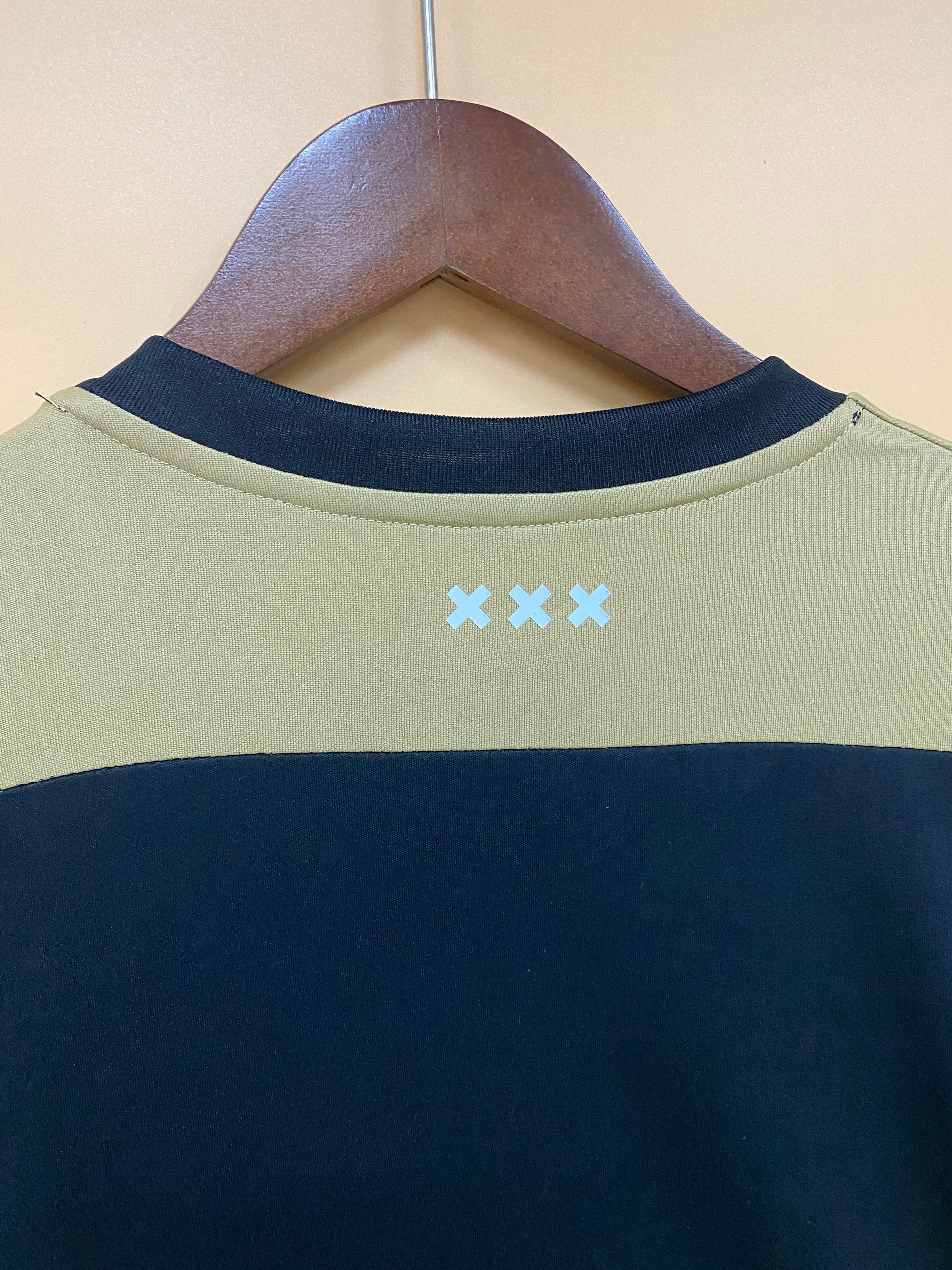 2008-09 Ajax Away Retro