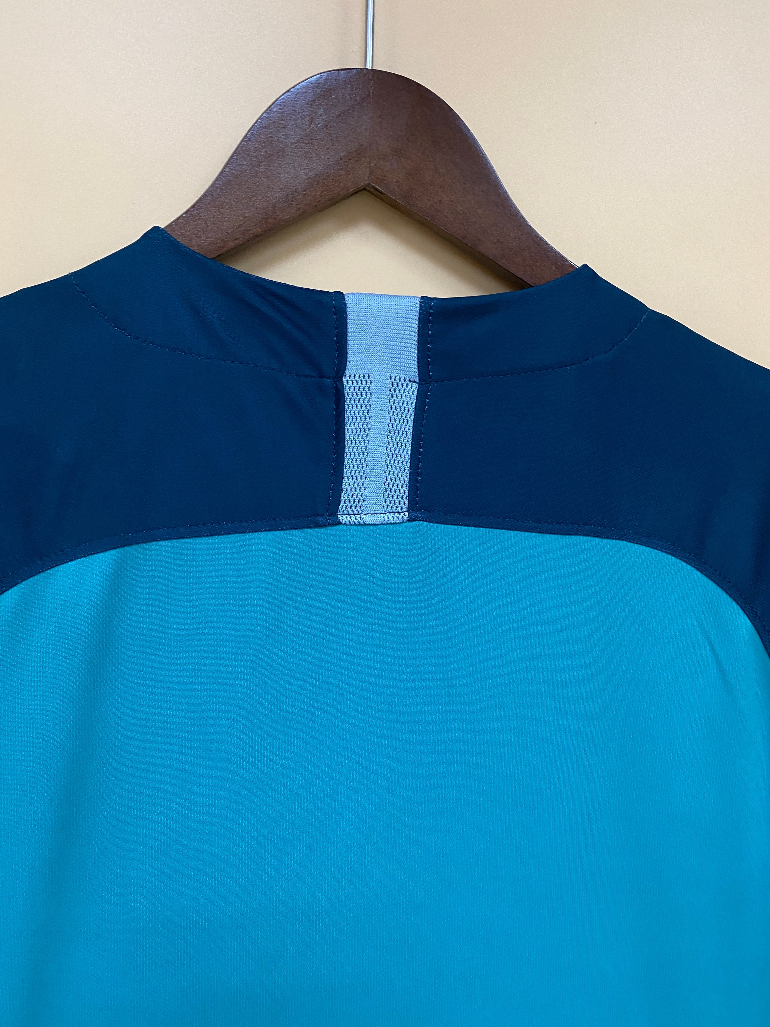 2018-19 Tottenham Second away Retro