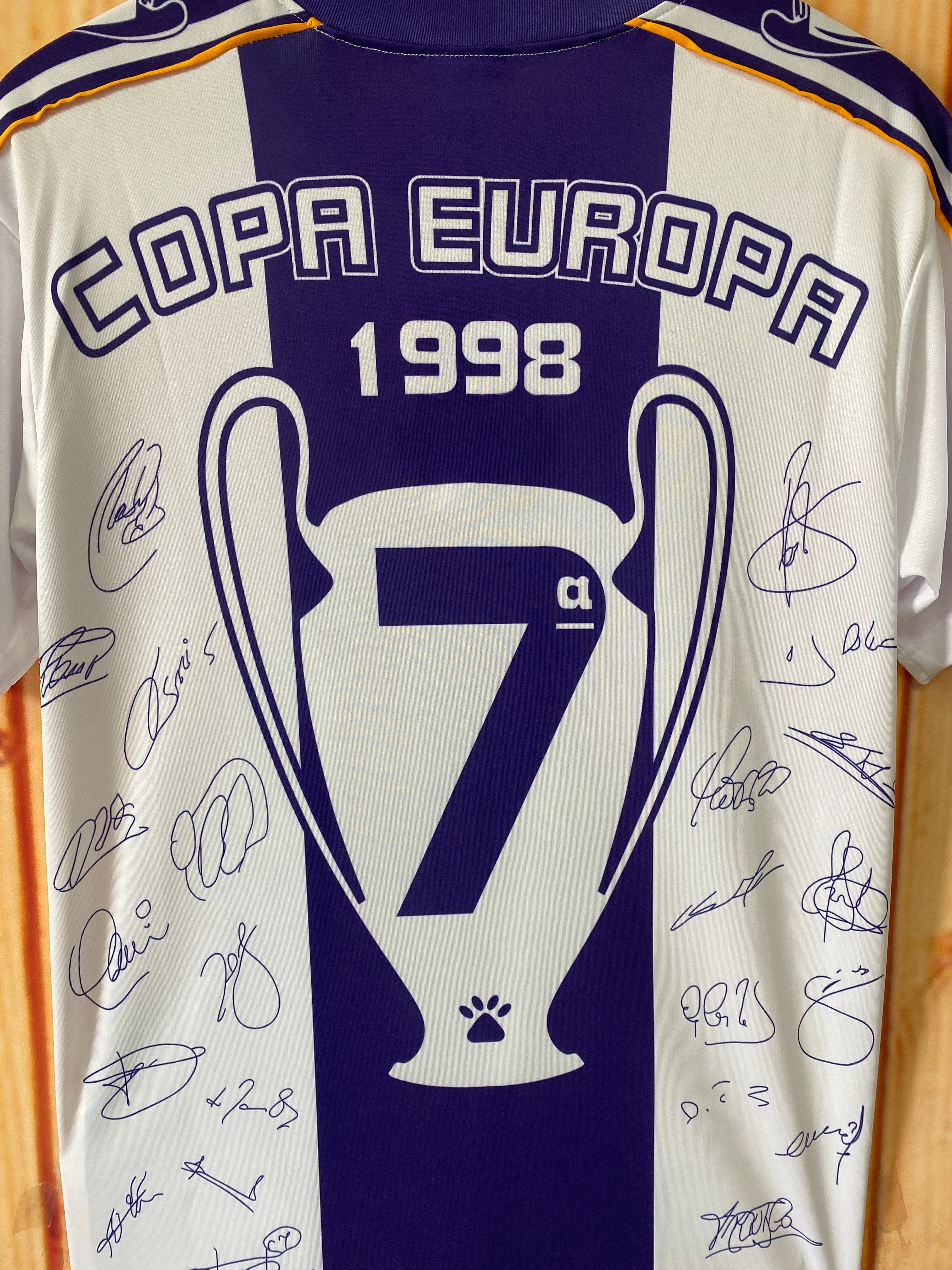 1997-98 Real Madrid Champions League 7-time Champion Commemorative Retro