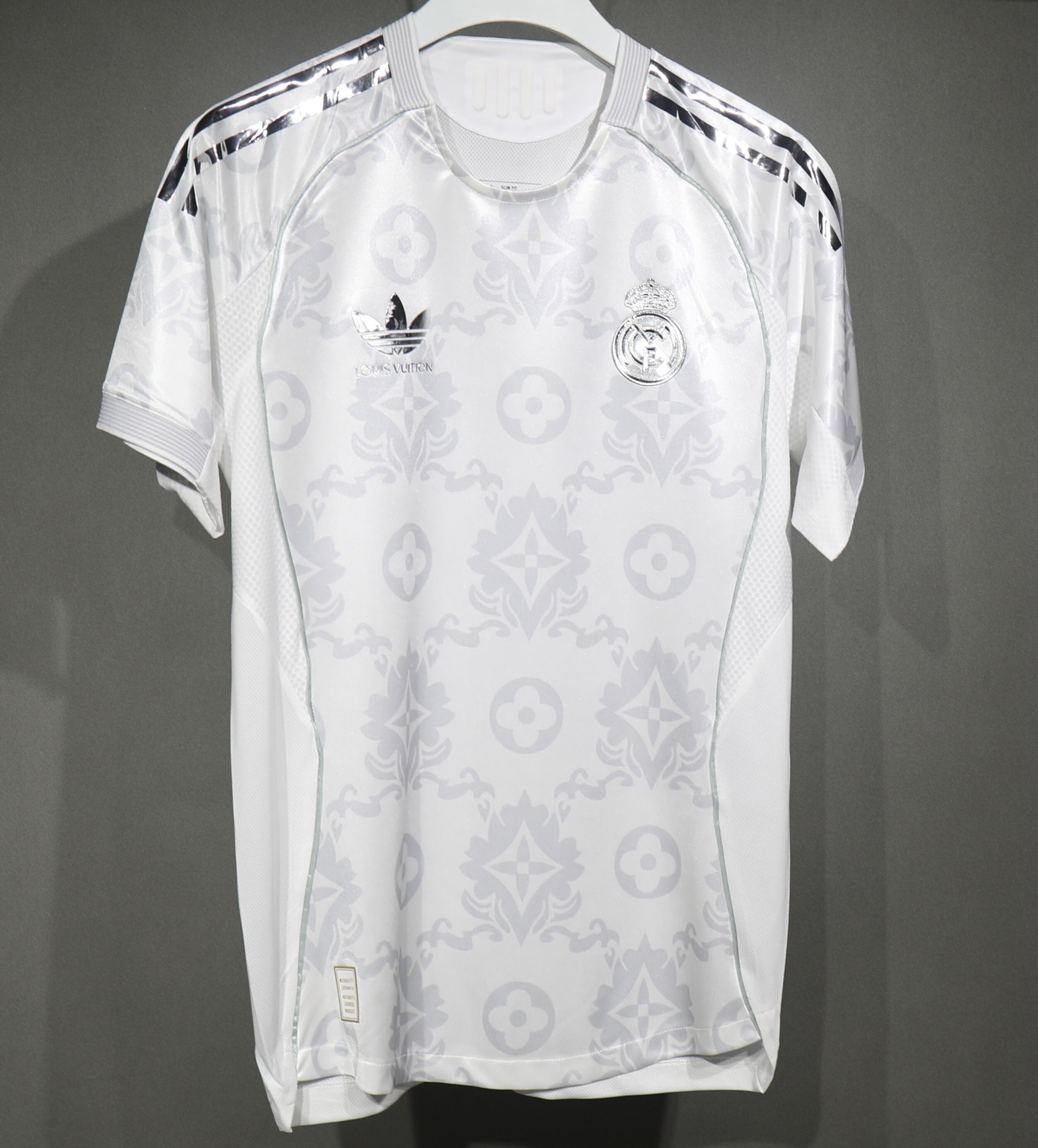 2025-26 Real Madrid LV Galaxy Light Special Player