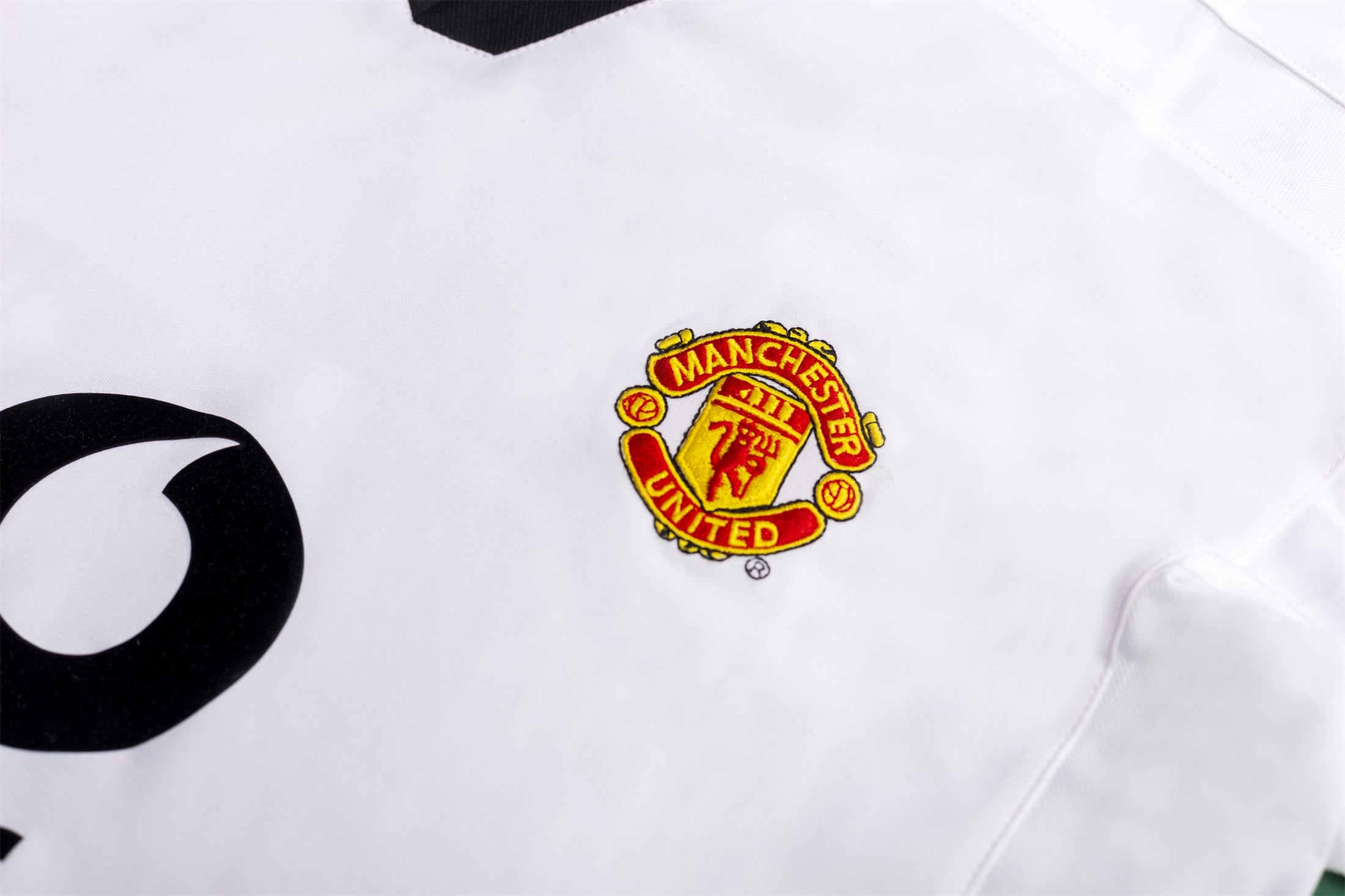 2002-03 Manchester United Away Retro
