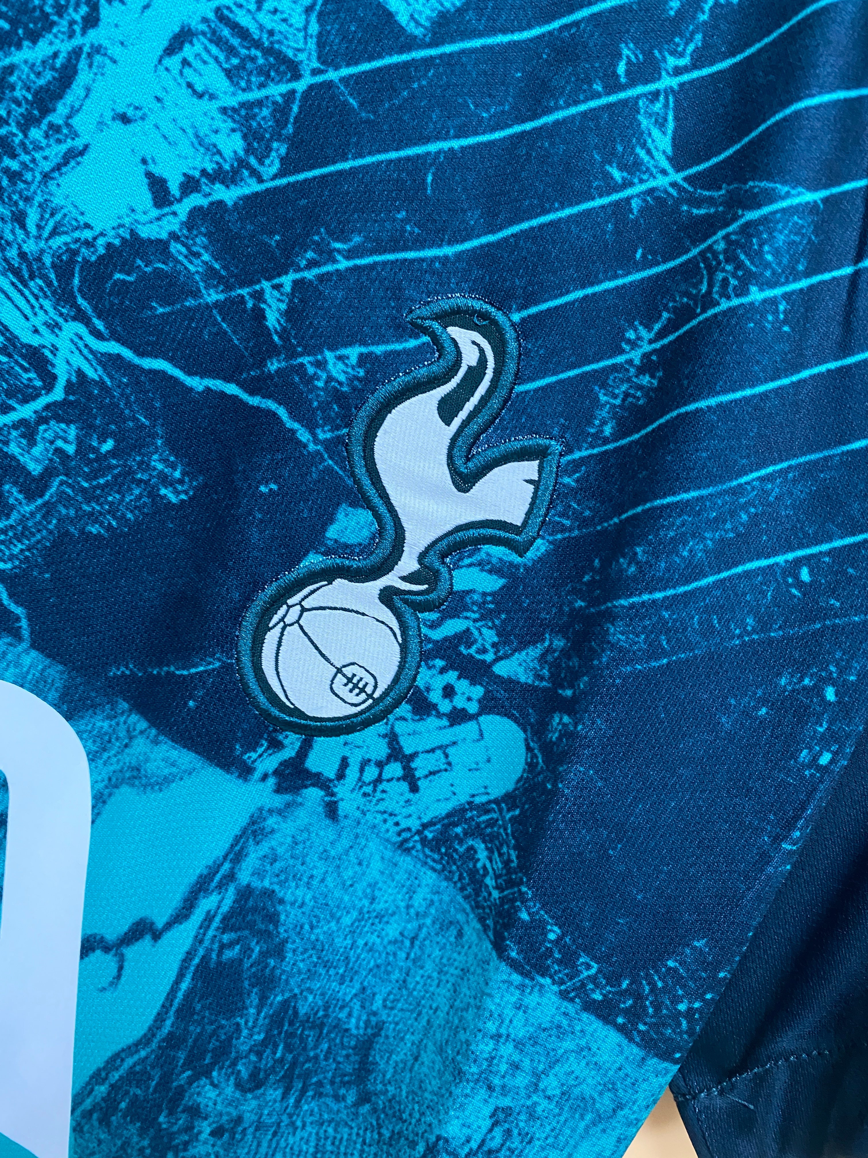 2018-19 Tottenham Second away Retro