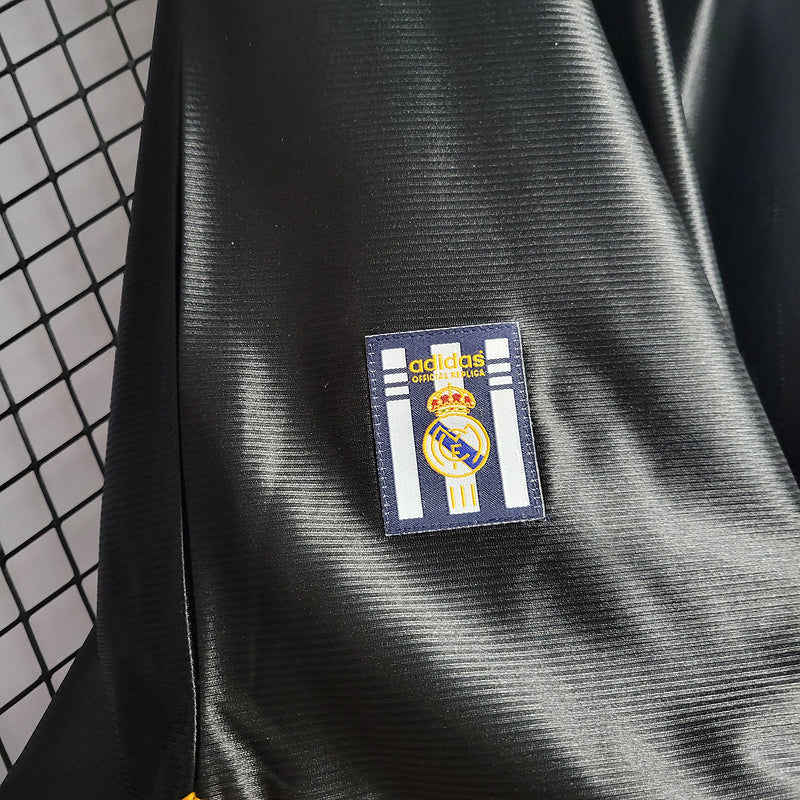 1999-01 Real Madrid away Retro