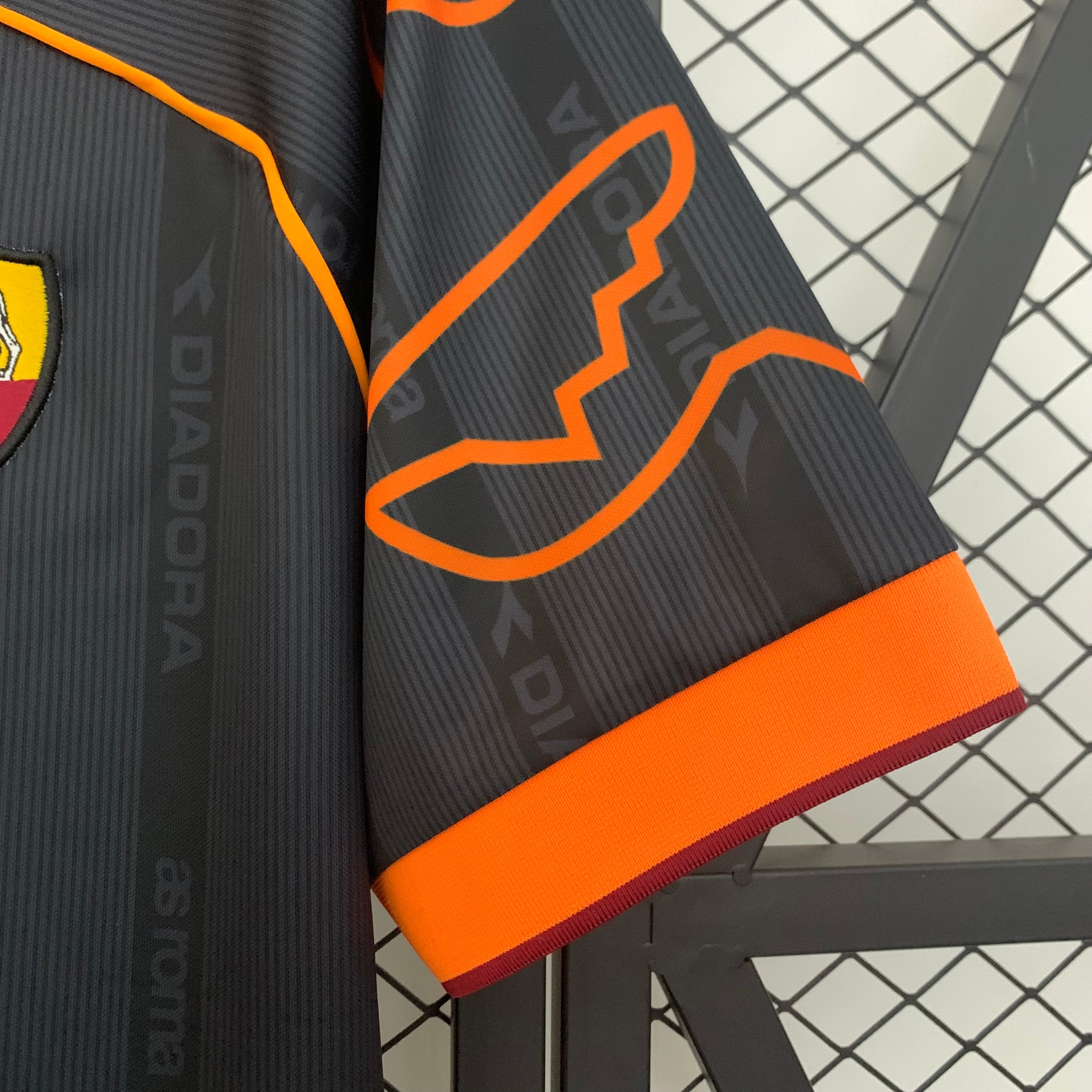 1999-00 Roma Away Retro