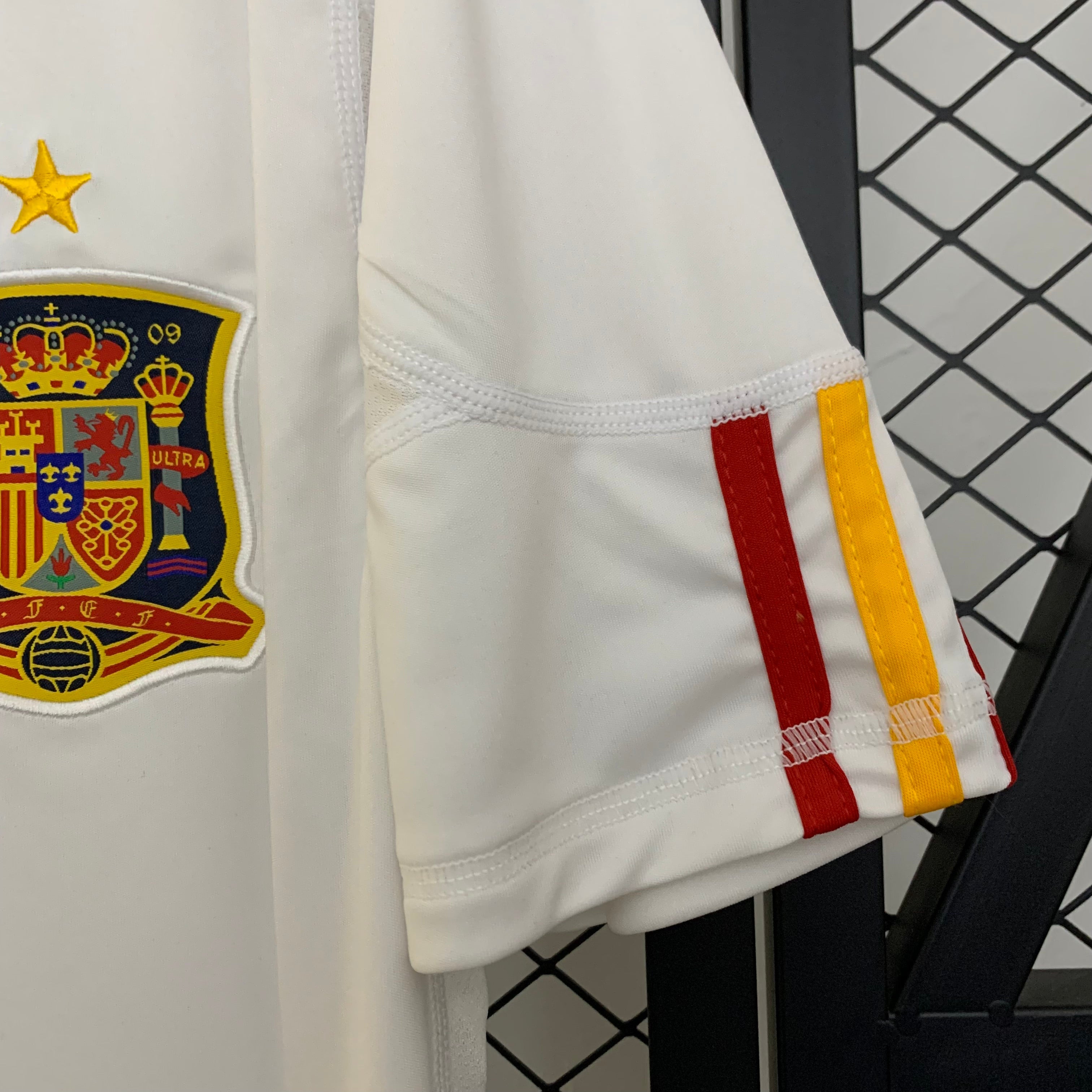 2010-11 Spain away Retro