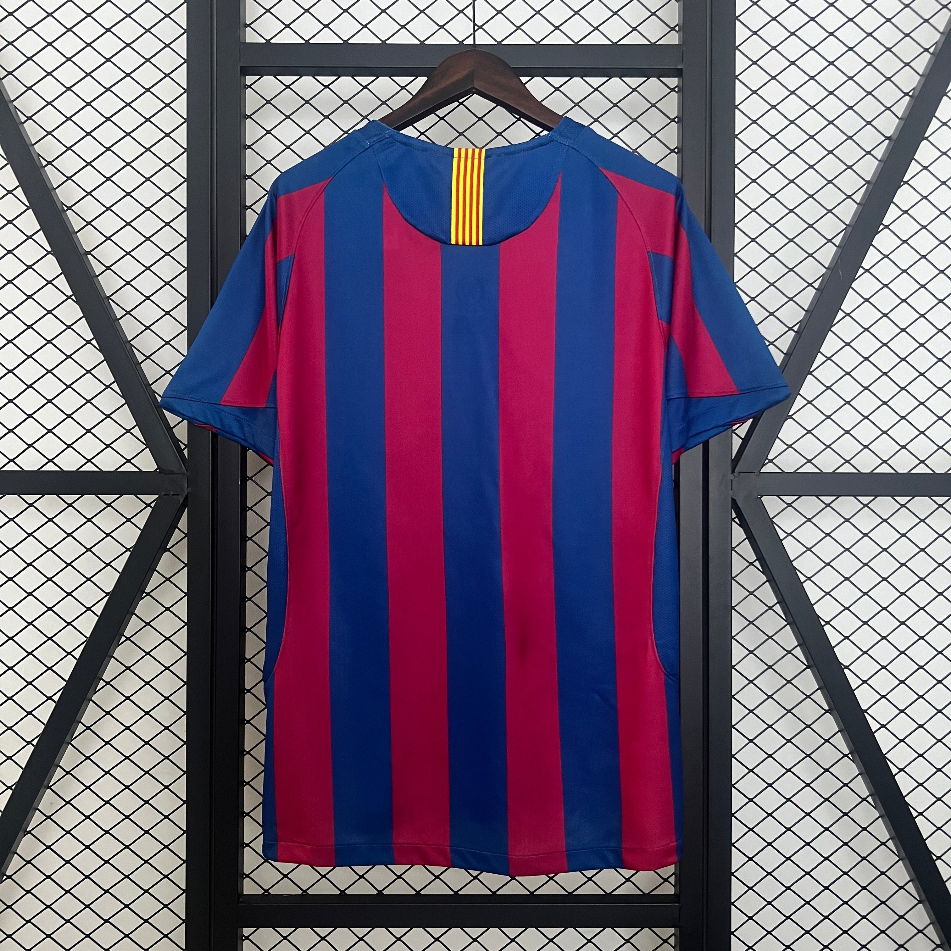 2005-06 Barcelona Home Retro