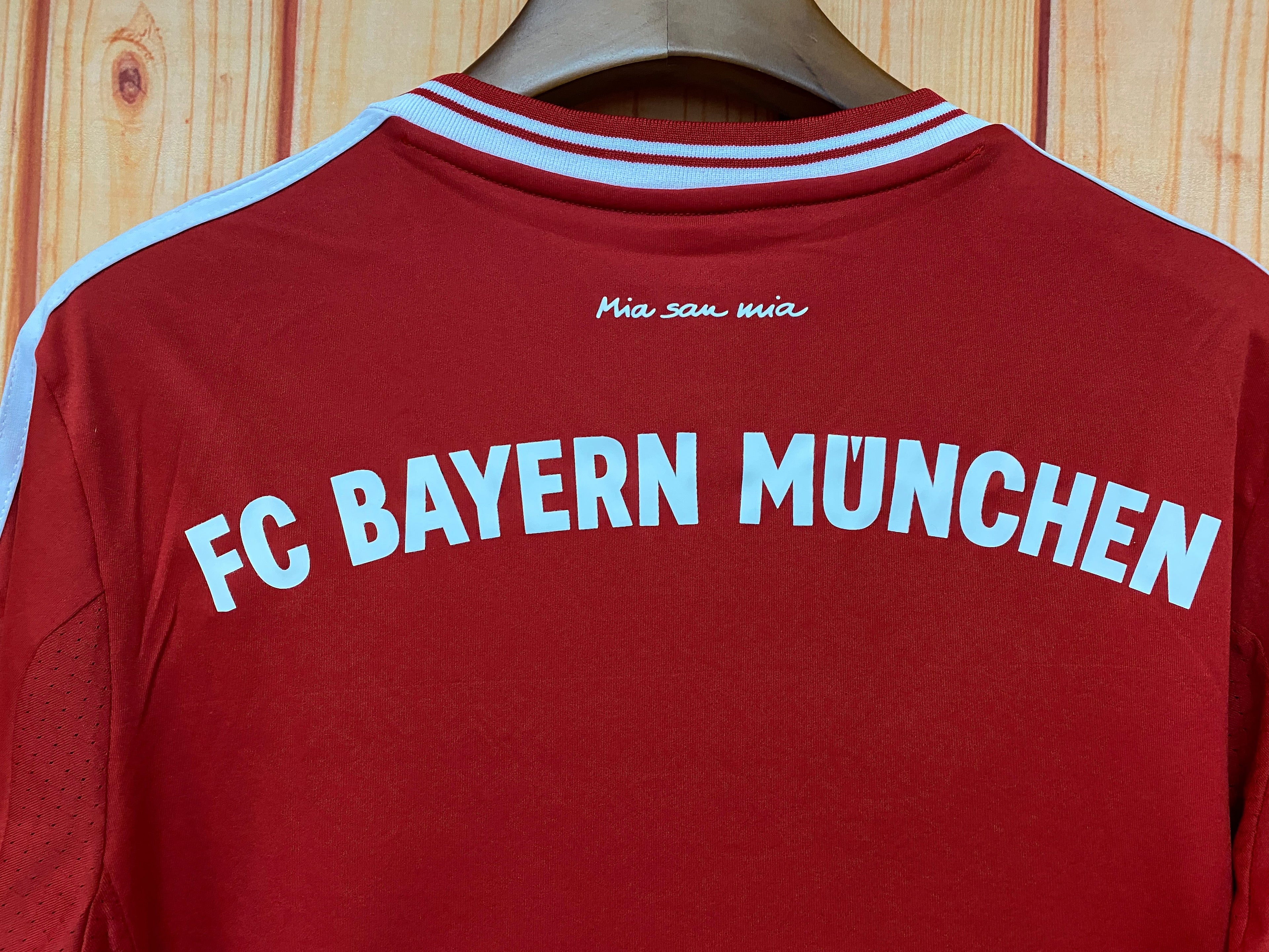 2013-14 Bayern Munich Champions League home Long Sleeve