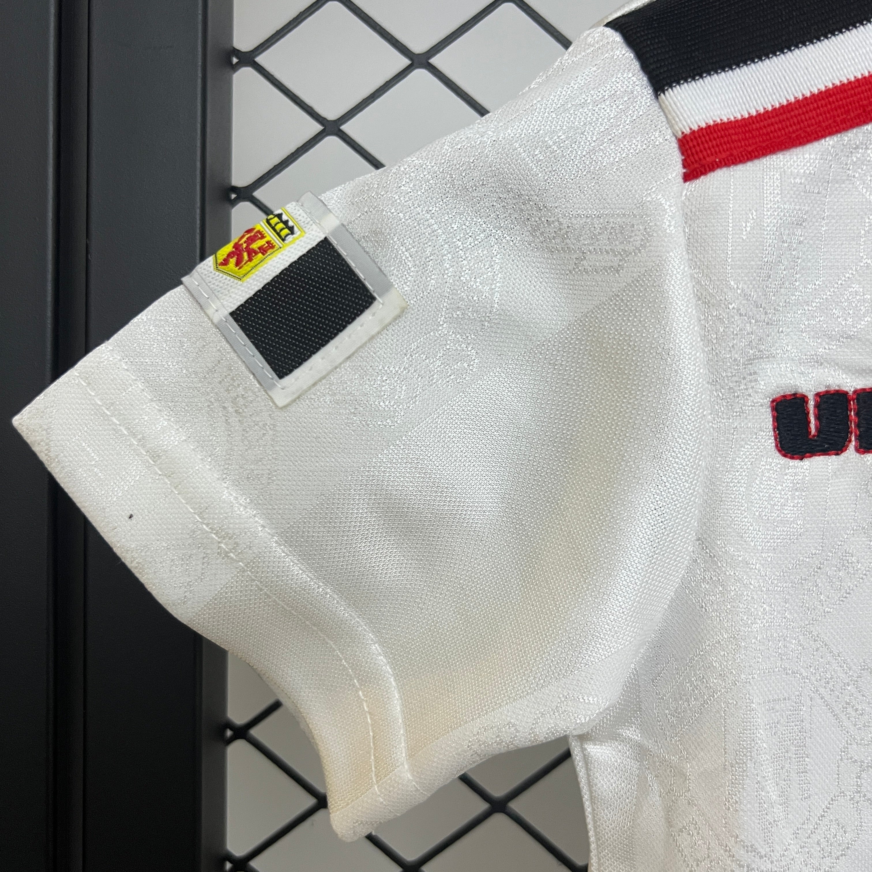 1997-98 Manchester United Away Retro KIDS 16-28