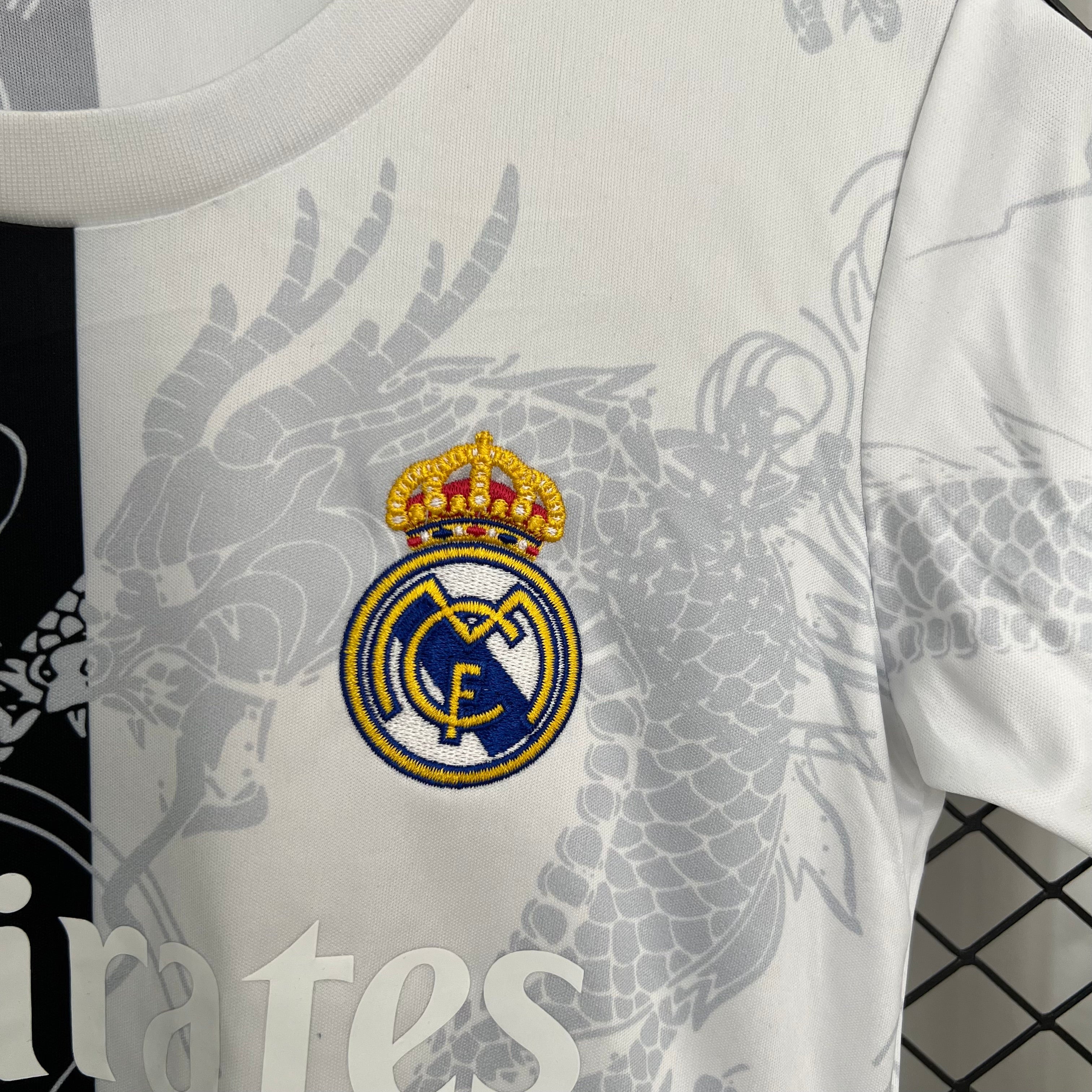 2025-26 Real Madrid Black-White Dragon KIDS 16-28