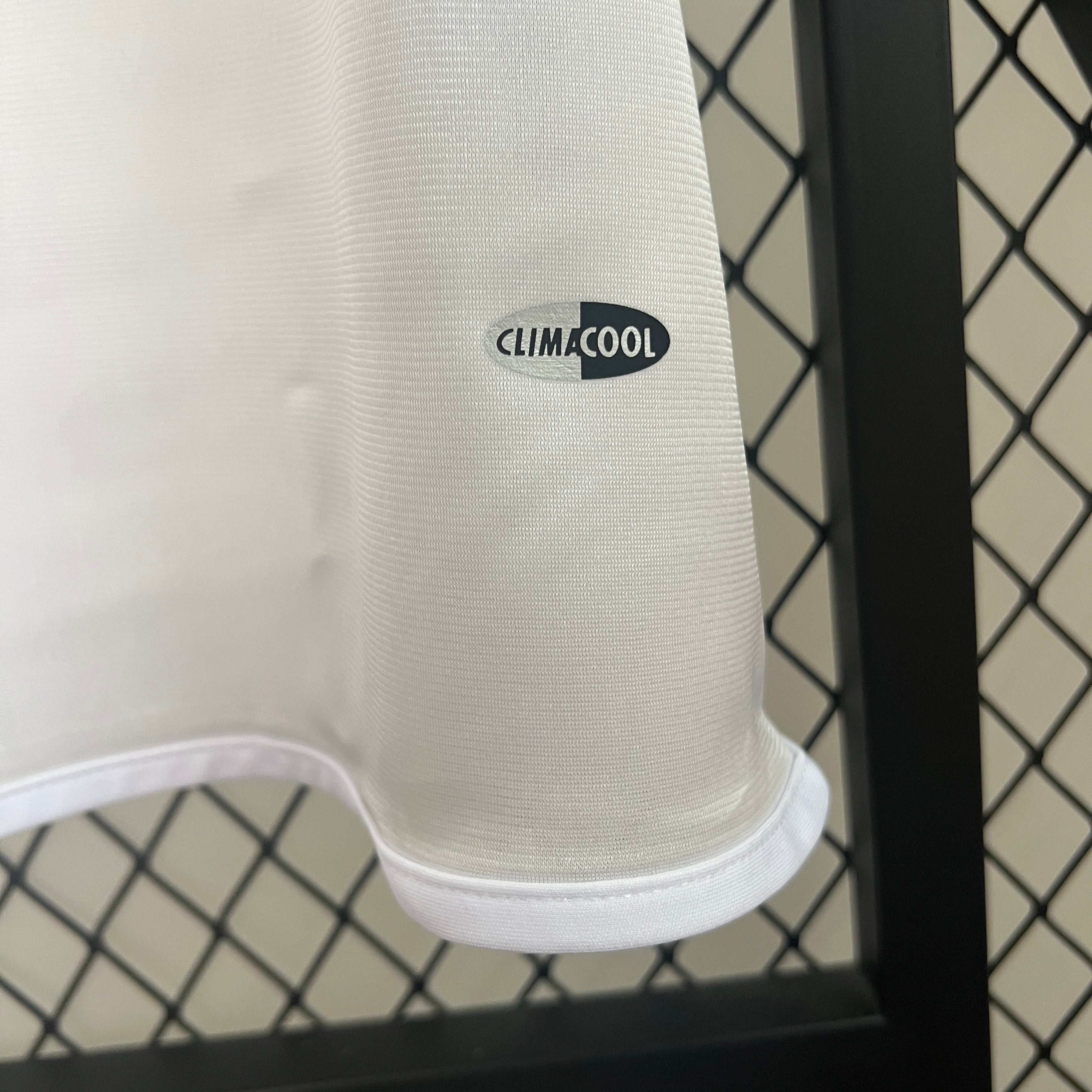 2003 Universidad de Chile Away Retro