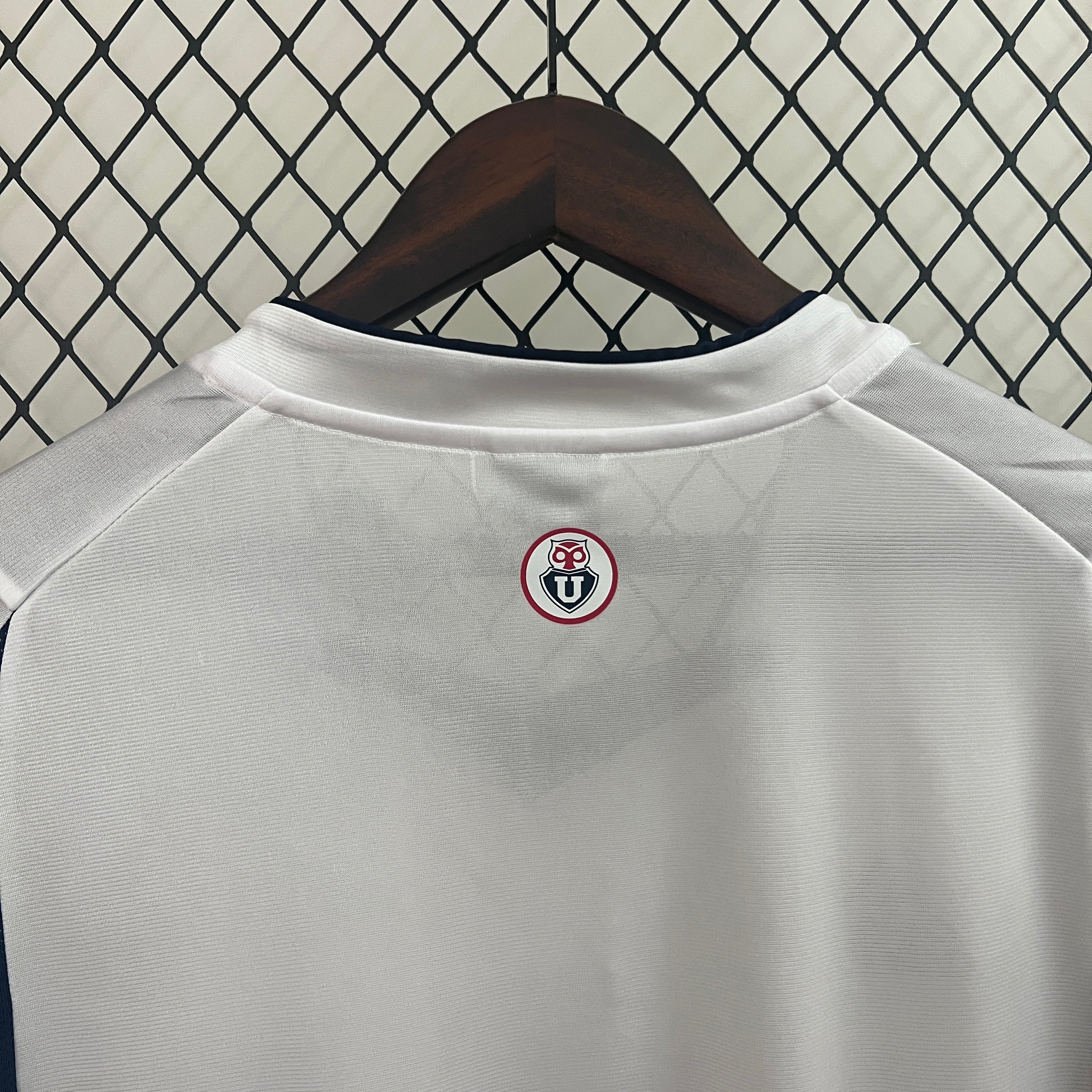 2003 Universidad de Chile Away Retro