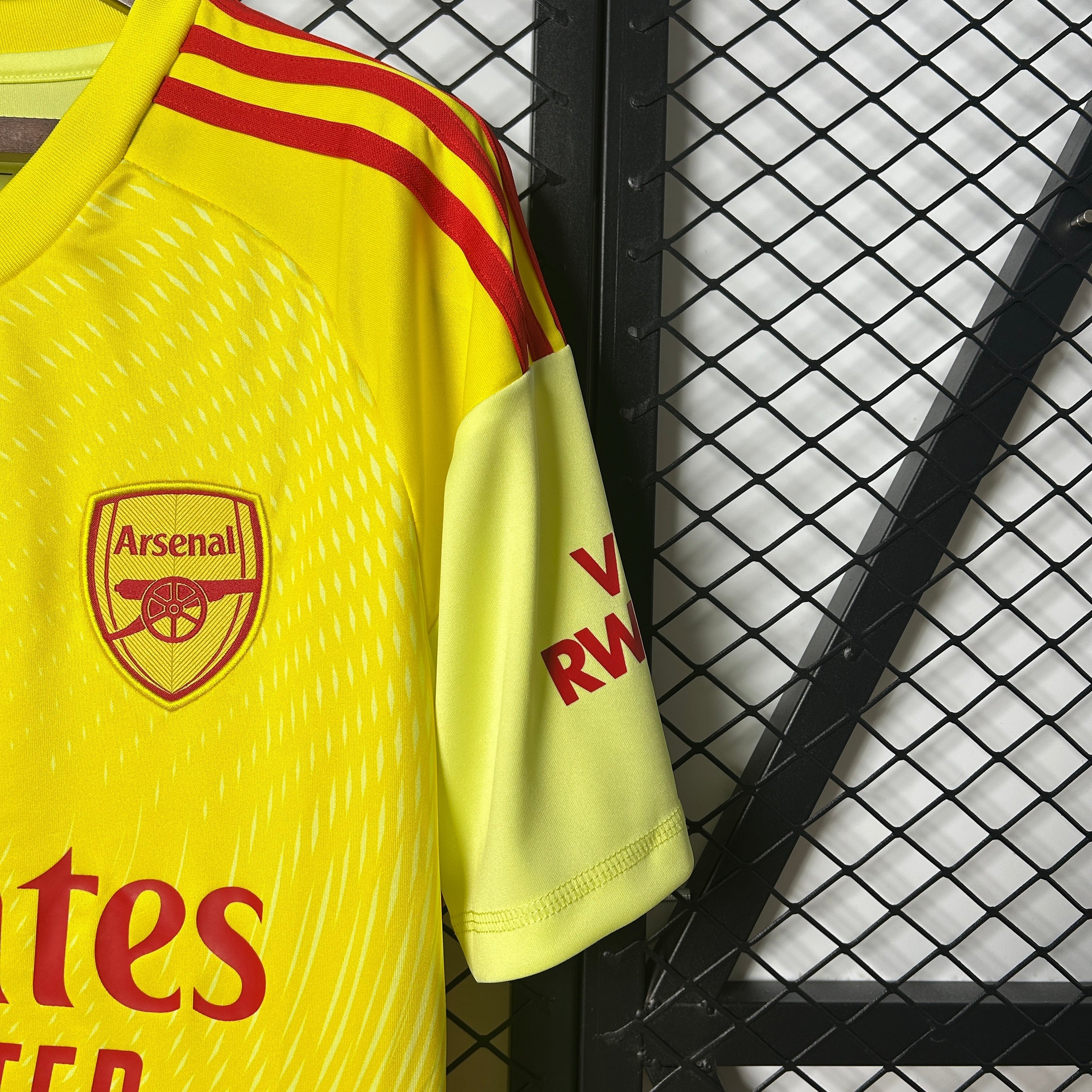 2025-26 Arsenal Goalkeeper Size