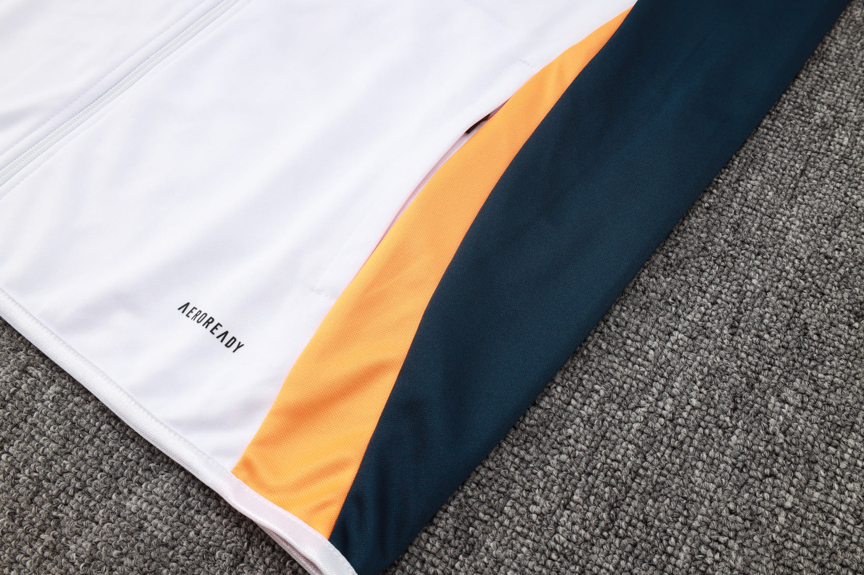 2024-25 Real Madrid White Training Suit Kit Long zipper
