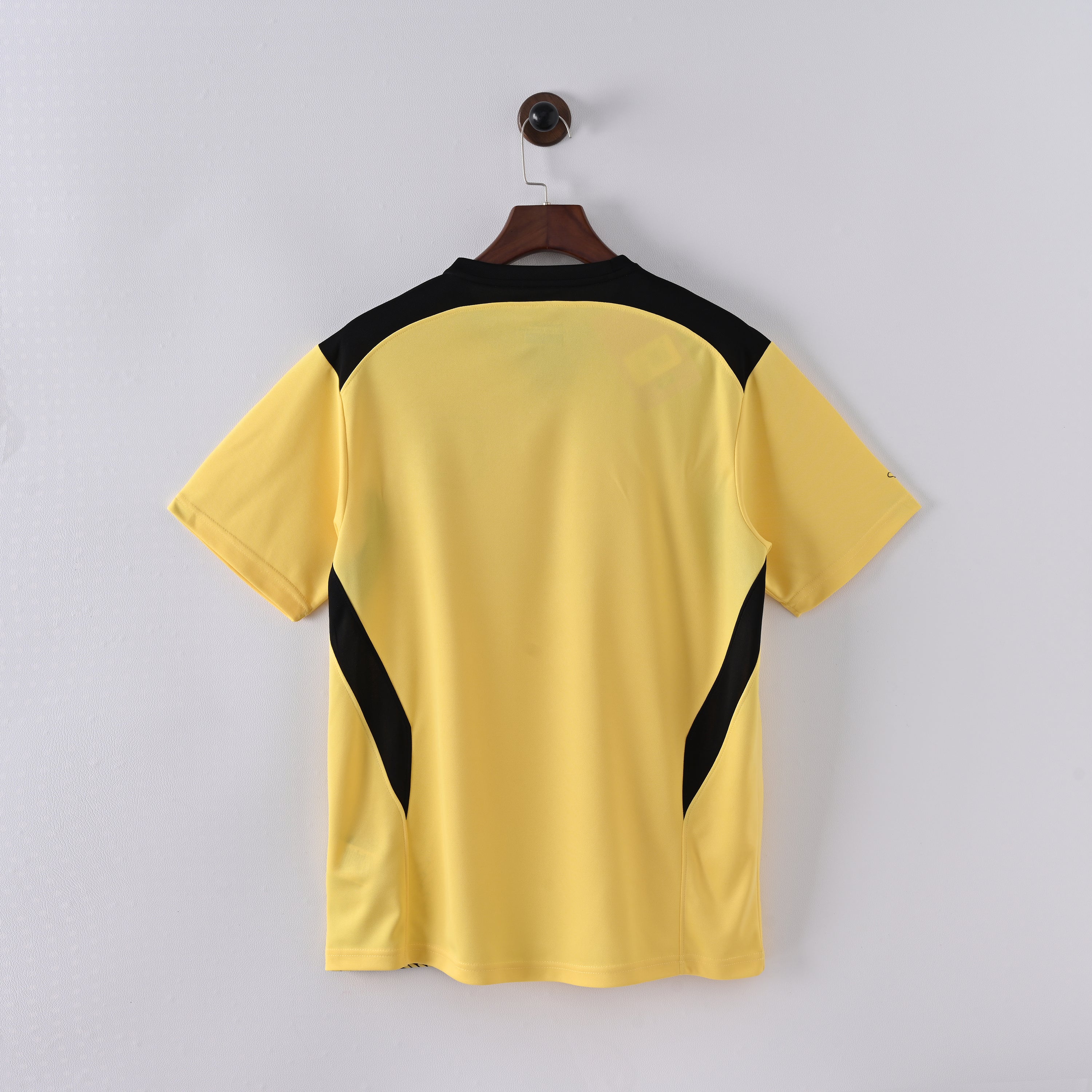 2004-05 Liverpool Away Retro