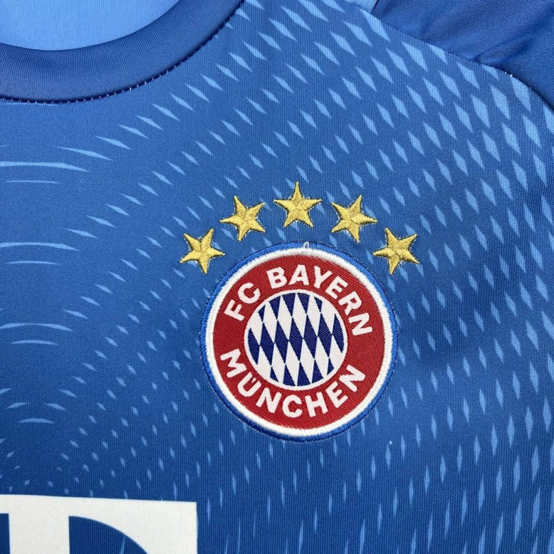 2025-26 Bayern Munich Goalkeeper KIDS 16-28