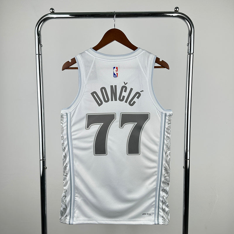 NBA 2025-26 Dallas Mavericks  77 DONCIC