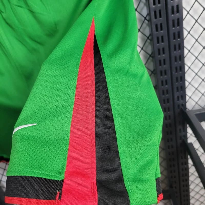 2024-25 Shorts Portugal Home