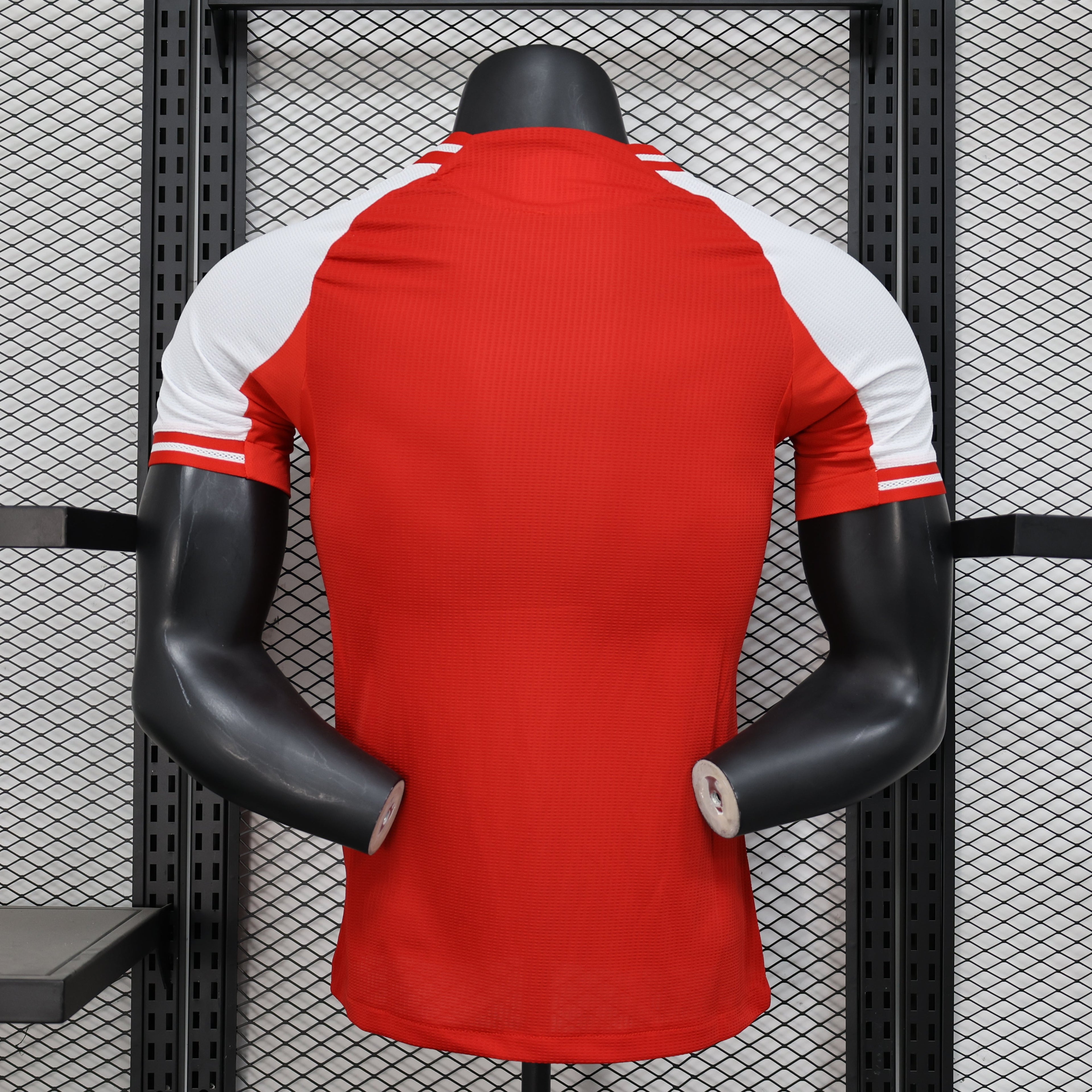2025-26 Arsenal Special Red Player Size
