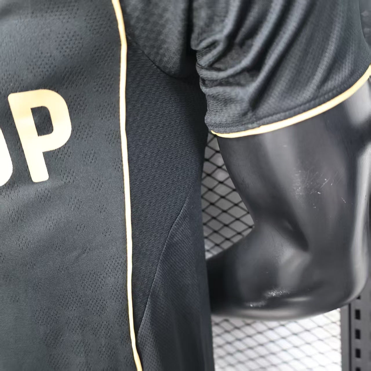 2025-26 Fulham Away Player