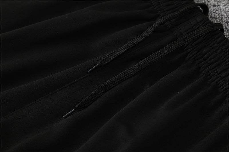 Traje de entrenamiento con estampado de camuflaje verde y negro de Portugal 2025-26