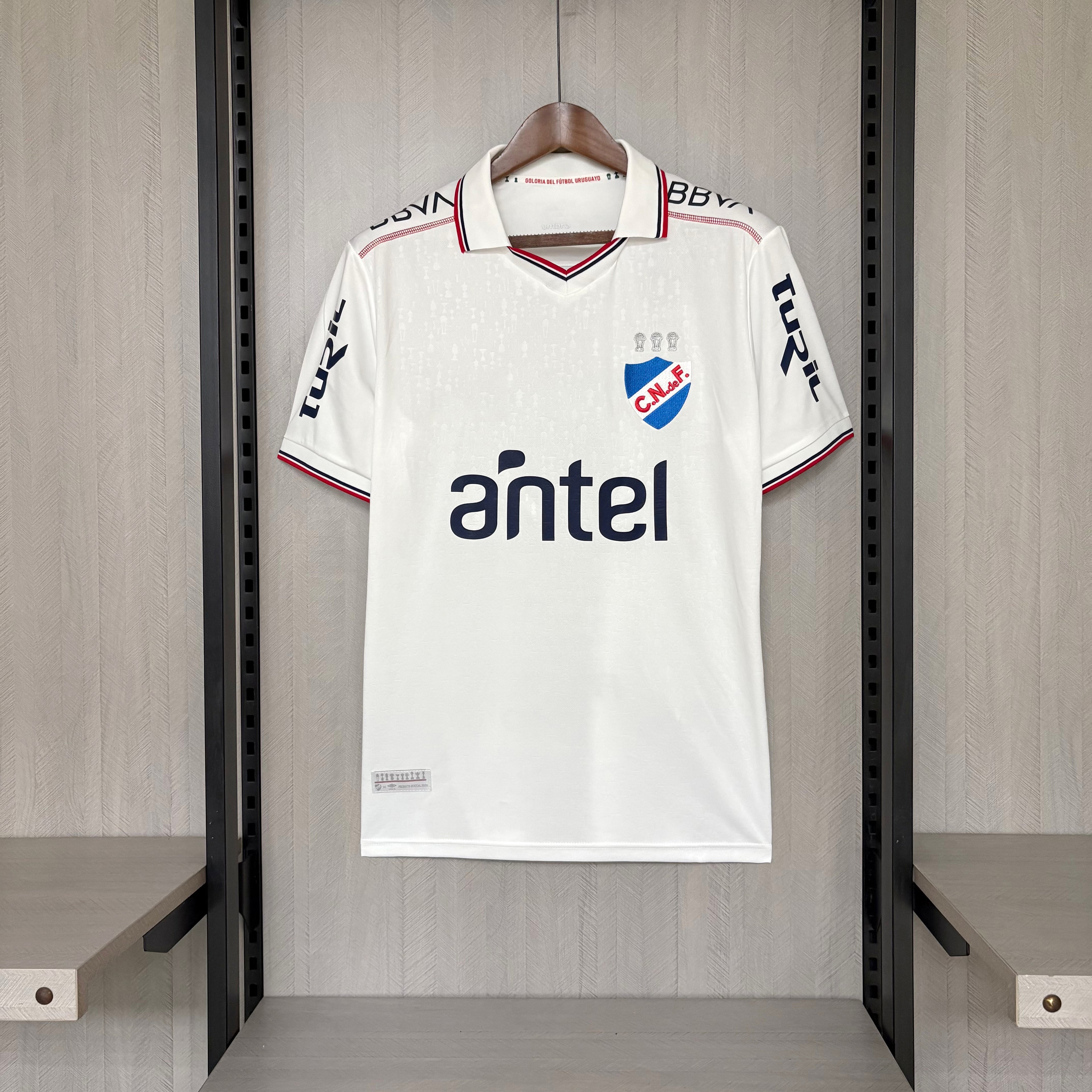 2026-27 Uruguay Nacional Blanca Versión Especial Aficionado