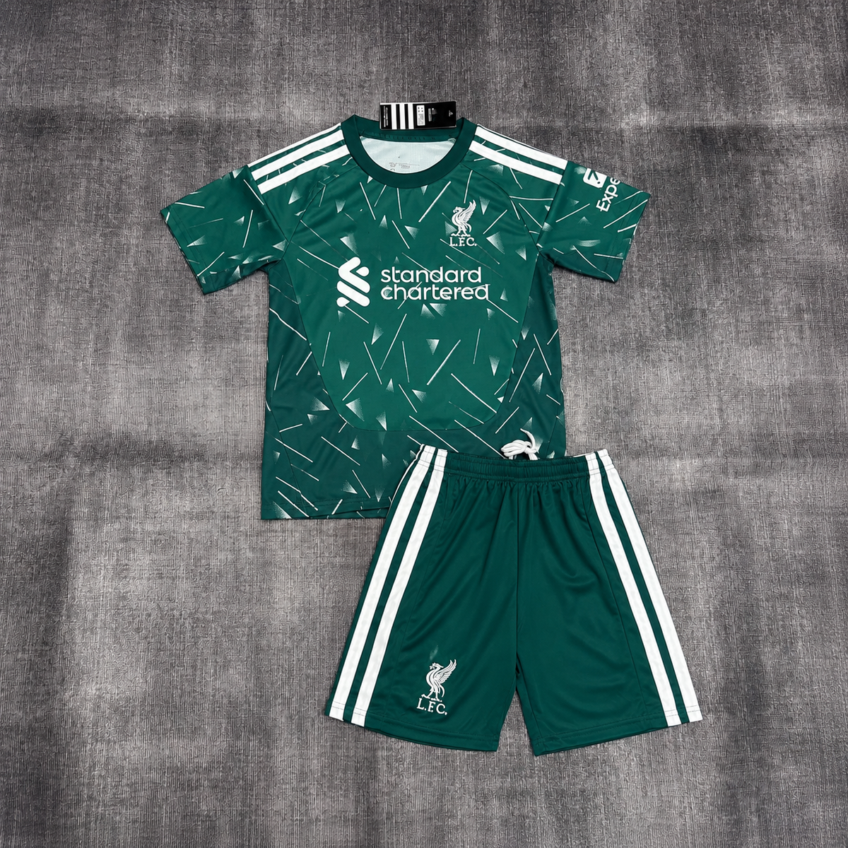 2026-27 Liverpool Green Goalkeeper Kids