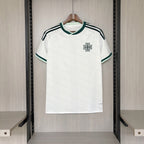 Versión para aficionados de la camiseta visitante de Irlanda del Norte 2026-27