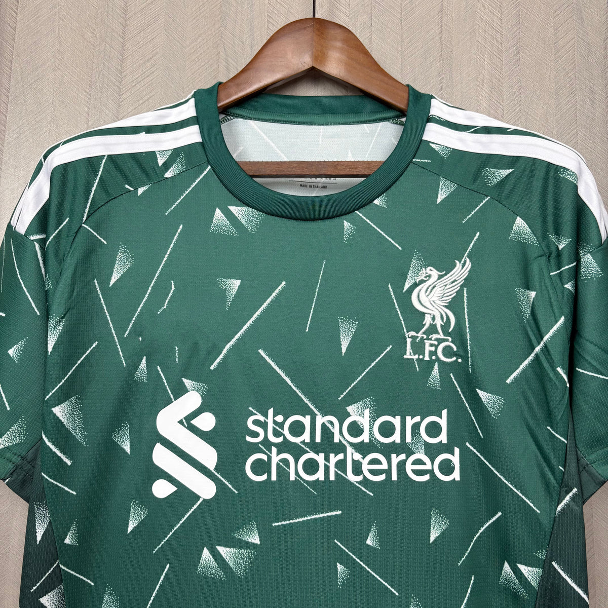 2026-27 Liverpool Green Goalkeeper Fan Version