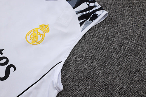 Traje de chaleco MARVEL del Real Madrid 2026-27