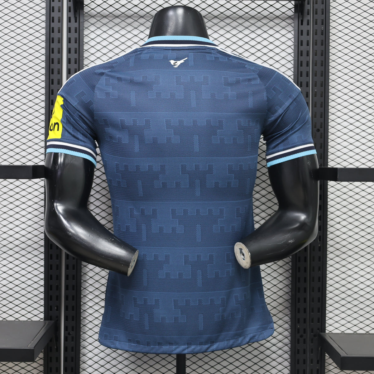Camiseta de fútbol del Newcastle de visitante versión jugador 2026-27