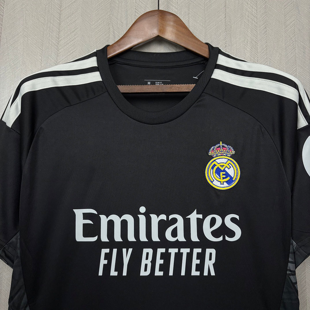 2026-27 Real Madrid Black Goalkeeper Fan Version