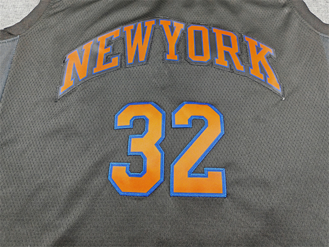 2026-27 NBA Knicks Black Declaration Edition No.32 TOWNS