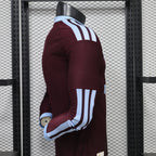 Versión de jugador de manga larga de la camiseta local del Aston Villa 2026-27