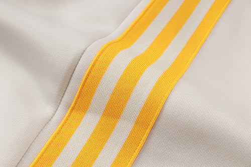 2026-27 Bayern Munich Yellow Long Zippered Training Suit