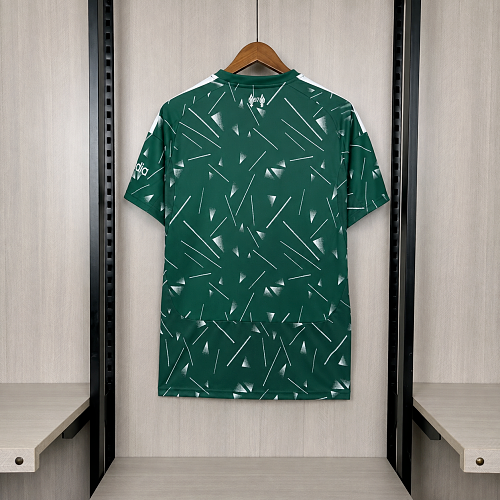 2026-27 Liverpool Green Goalkeeper Fan Version