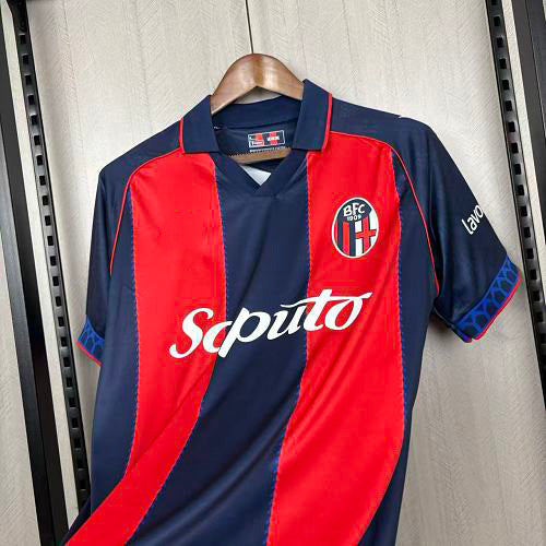 Versión Aficionado Local Bolonia 2026-27