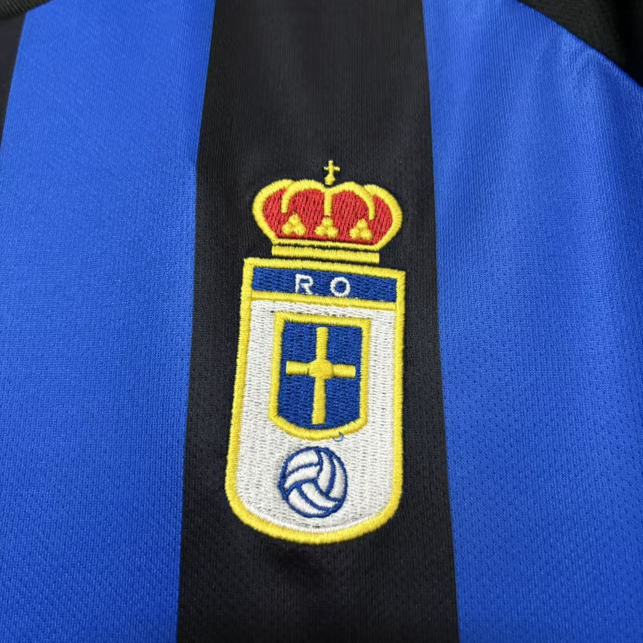2026-27 Real Oviedo Heimtrikot Fan-Version