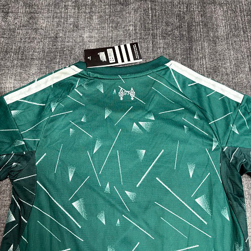 2026-27 Liverpool Green Goalkeeper Kids