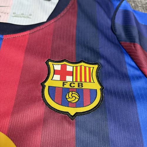 2026-27 Equipación de casa para niños del Barcelona