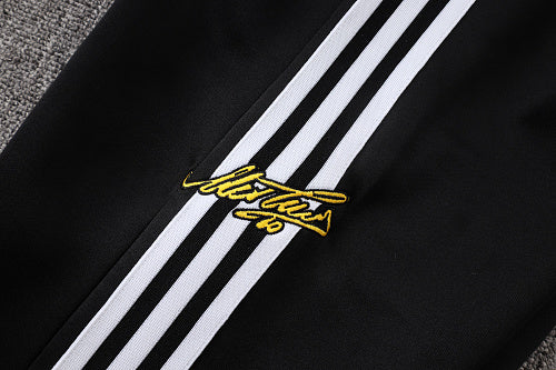 2026-27 Juventus Black Long Zippered Training Suit
