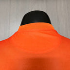Versión de jugador naranja rosa del Real Madrid Y3 2024-25